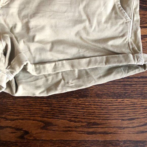 Khaki Abercrombie & Fitch Shorts - Picture 2 of 7